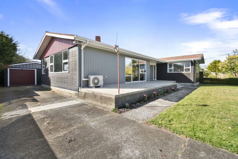 Photo of property in 14 Wilson Street, Bulls, 4818