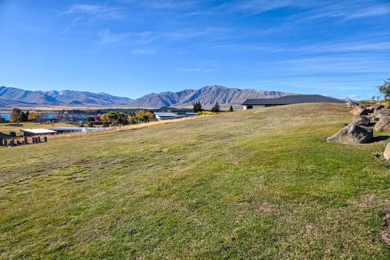 Photo of property in 5 Sibbald Lane, Lake Tekapo, 7999