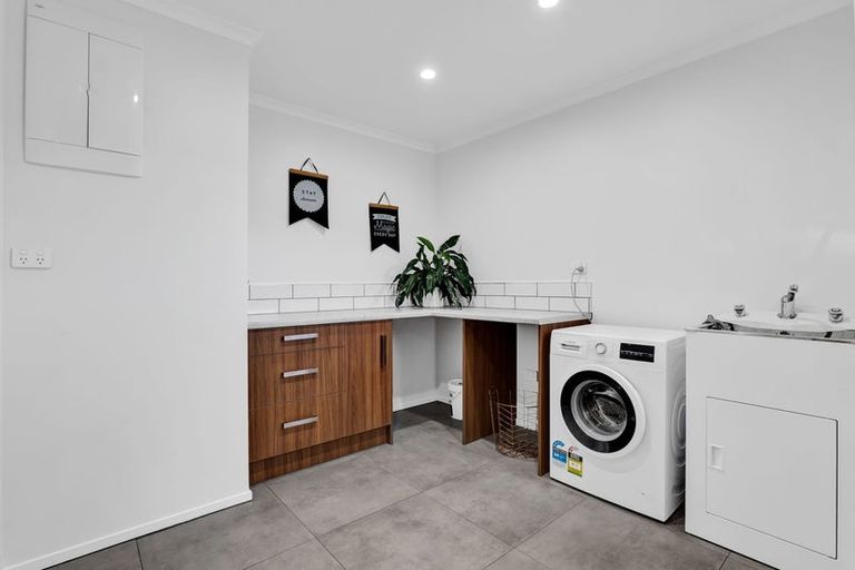 Photo of property in 20a Larlin Drive, Hawera, 4675