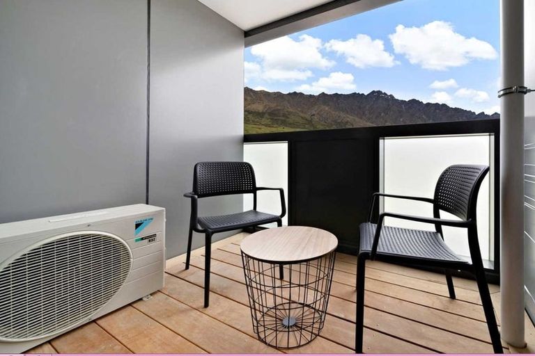 Photo of property in Kawarau Residences, 204/16a Mountain Ash Drive, Frankton, Queenstown, 9300