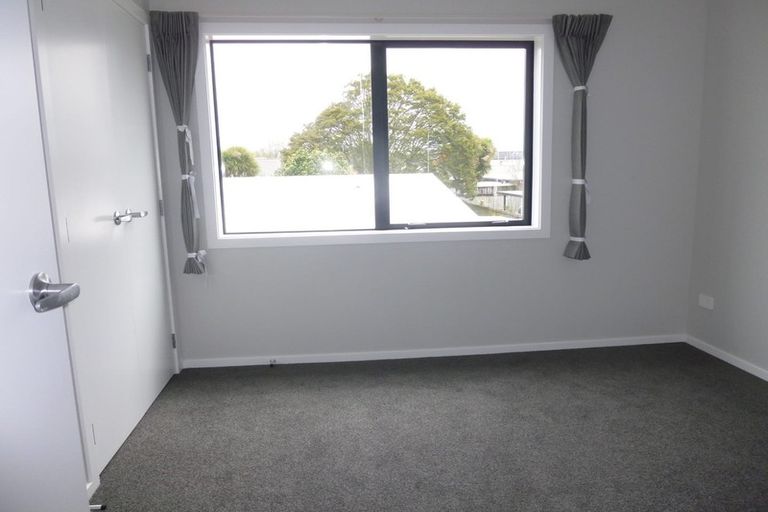 Photo of property in 27u2 Campbell Street, Frankton, Hamilton, 3204