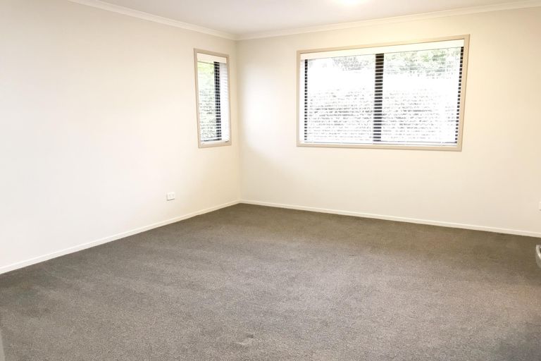Photo of property in 19 Moira Drive, Tuakau, 2121