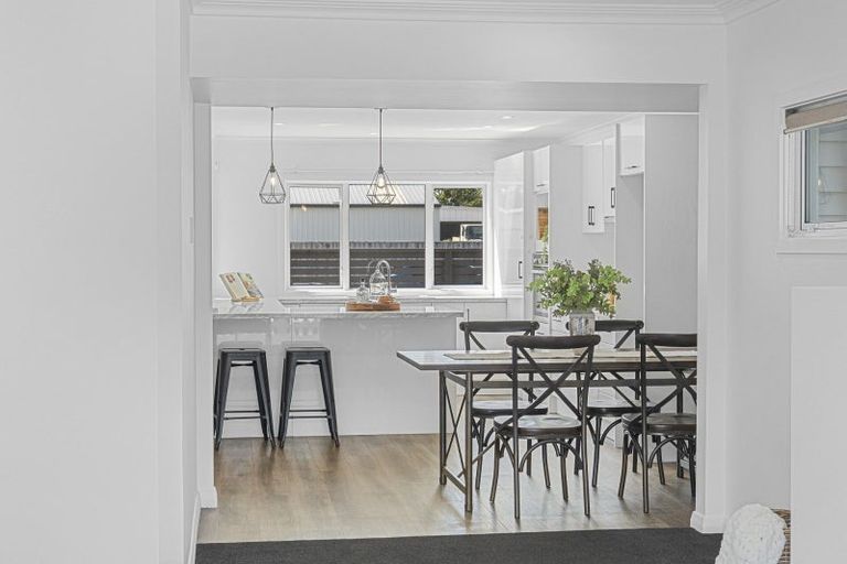 Photo of property in 254 Coronation Avenue, Welbourn, New Plymouth, 4310