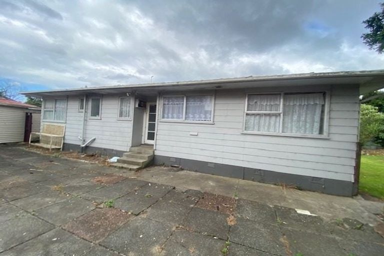 Photo of property in 28 Aarts Avenue, Manurewa, Auckland, 2102