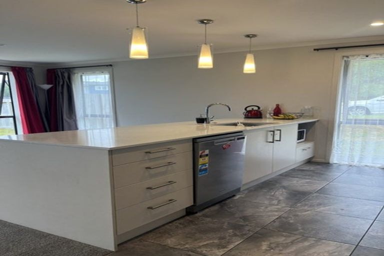 Photo of property in 168 Navigation Drive, Whitby, Porirua, 5024