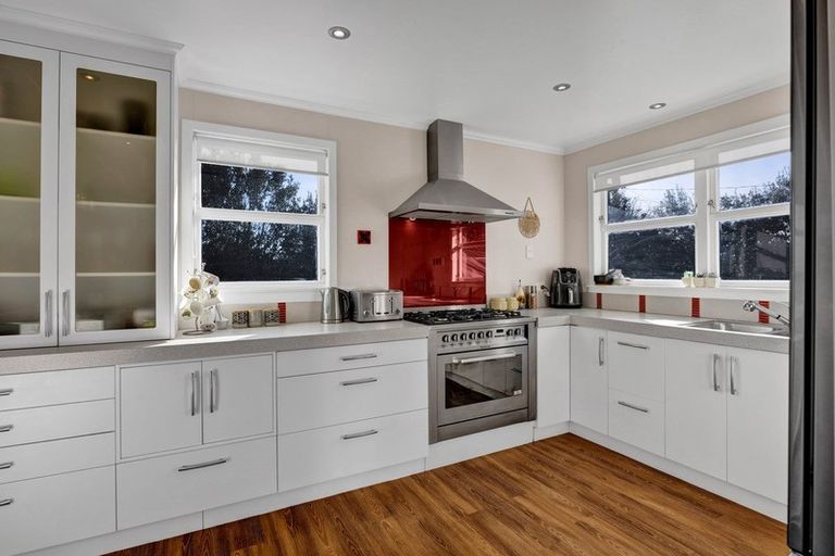 Photo of property in 142a Ngamotu Road, Spotswood, New Plymouth, 4310