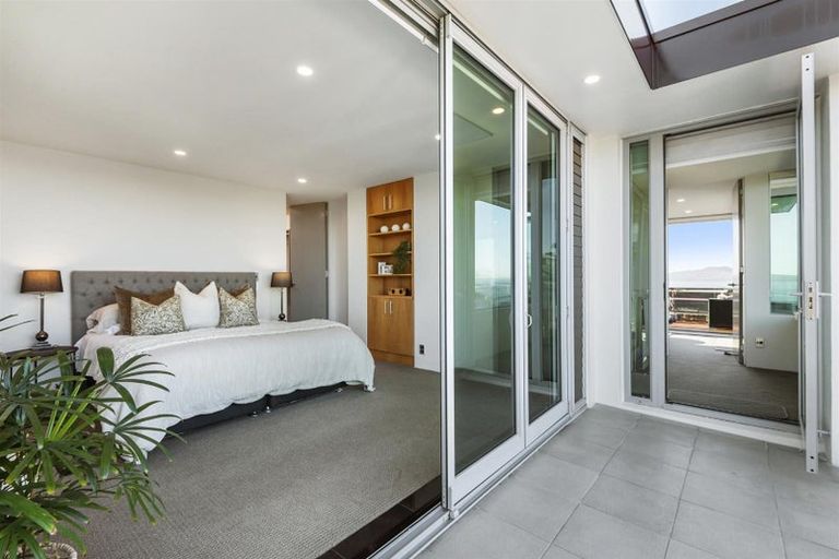 Photo of property in 22a Beach Road, Castor Bay, Auckland, 0620