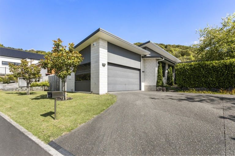 Photo of property in 15 Kakemai Rise, Pyes Pa, Tauranga, 3112