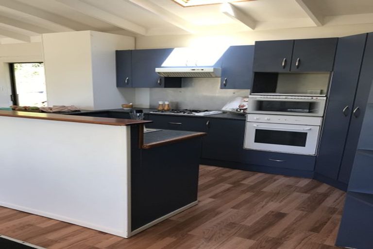 Photo of property in 2/113 Manuka Road, Bayview, Auckland, 0629