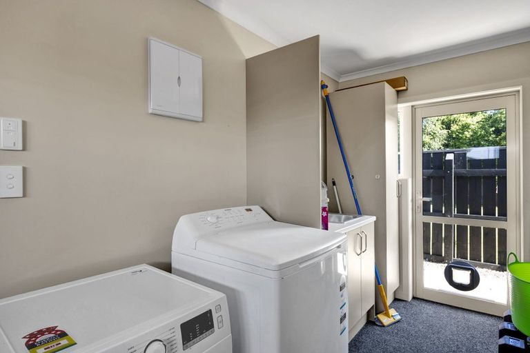 Photo of property in 24 Princes Street, Hawera, 4610