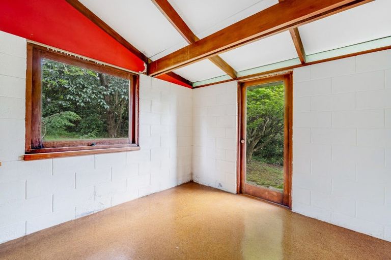 Photo of property in 15 Fenton Terrace, Cockle Bay, Auckland, 2014