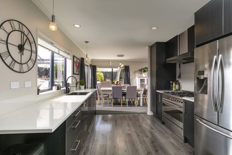 Photo of property in 51 Jadewynn Drive, Massey, Auckland, 0614