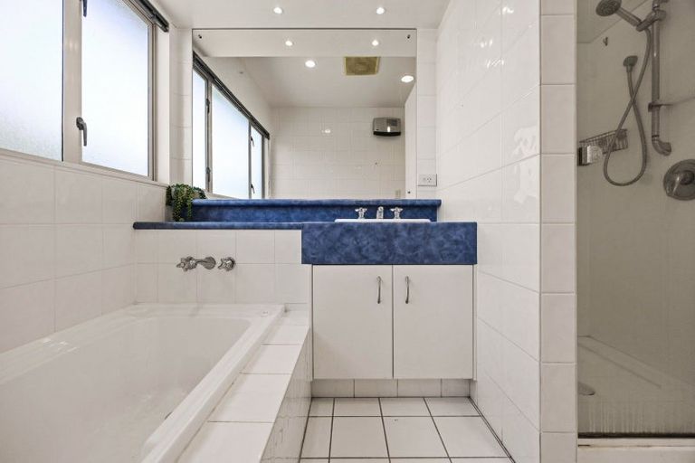 Photo of property in 21 Pukekura Place, Taradale, Napier, 4112