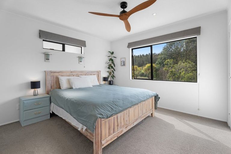Photo of property in 1/9a Kitewao Street, Northcote, Auckland, 0627