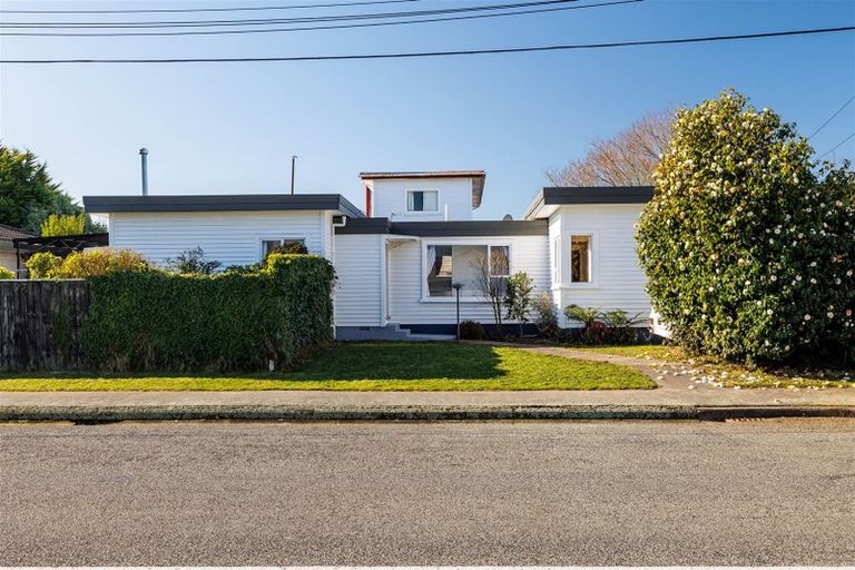 Photo of property in 313 Westminster Street, Mairehau, Christchurch, 8013