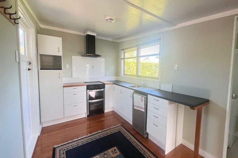 Photo of property in 12 Margate Street, Waihola, Milton, 9073