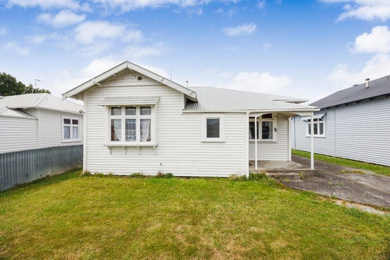 Photo of property in 31 Mcgiffert Street, Palmerston North, 4410