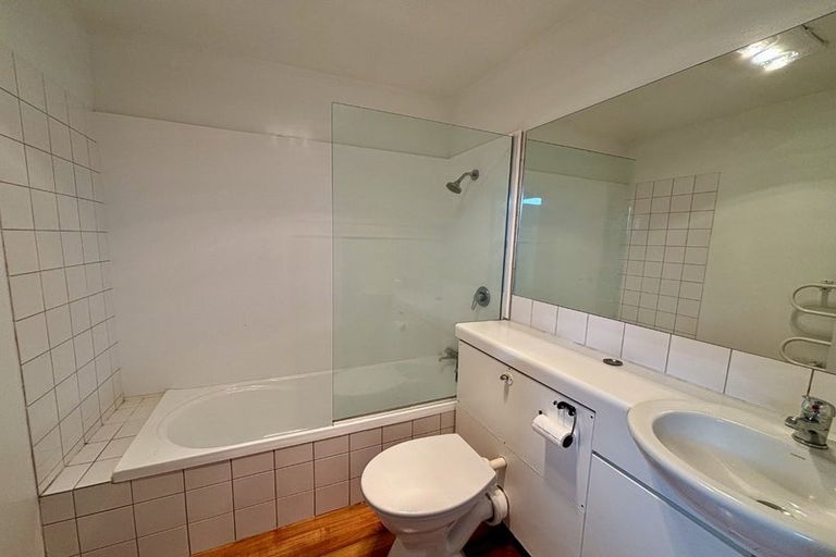 Photo of property in 22 Heywood Terrace, Richmond, Christchurch, 8013