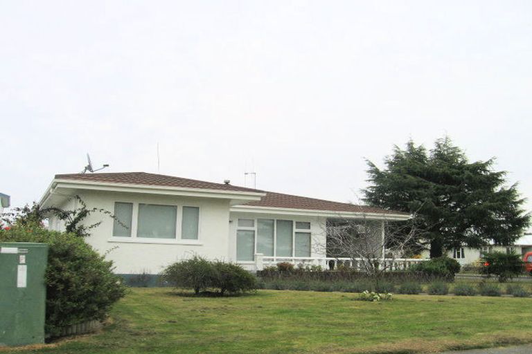 Photo of property in 1 Chester Place, Taradale, Napier, 4112