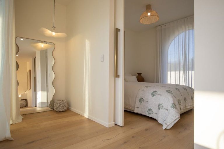 Photo of property in 16 Rangitahi Road, Raglan, 3225