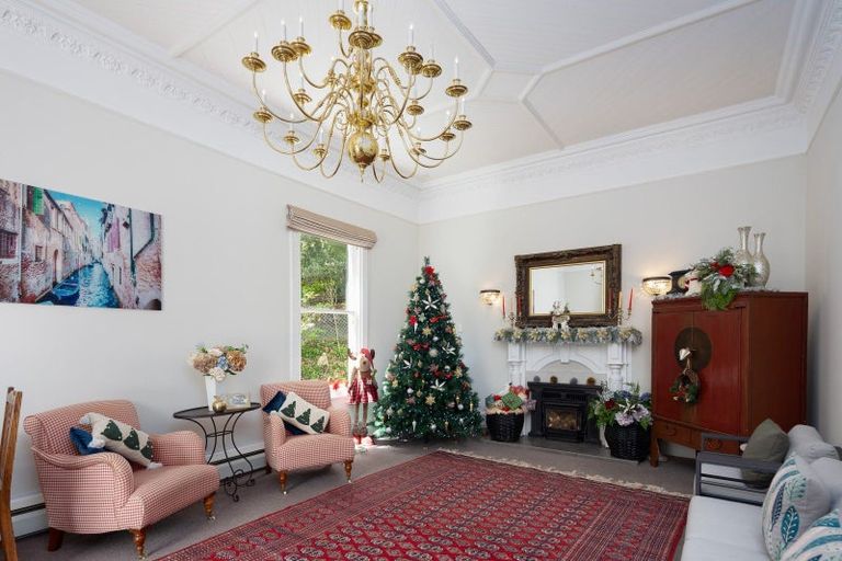 Photo of property in 36 Van Diemen Street, Nelson South, Nelson, 7010