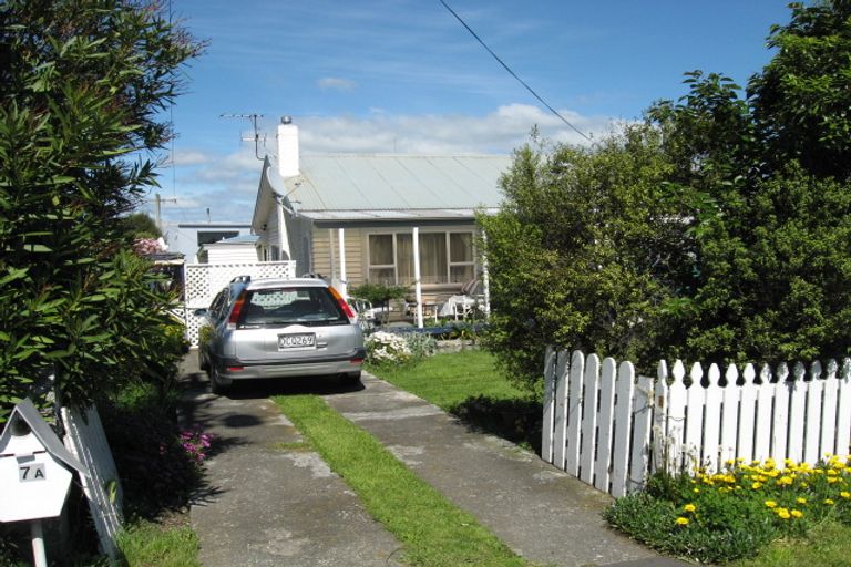 Photo of property in 7 Parkers Road, Tahunanui, Nelson, 7011