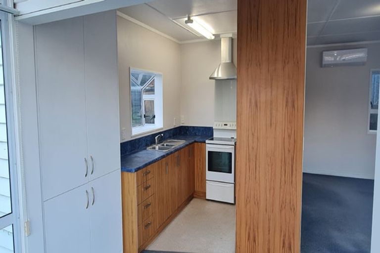 Photo of property in 57 Gray Avenue, Paraparaumu Beach, Paraparaumu, 5032