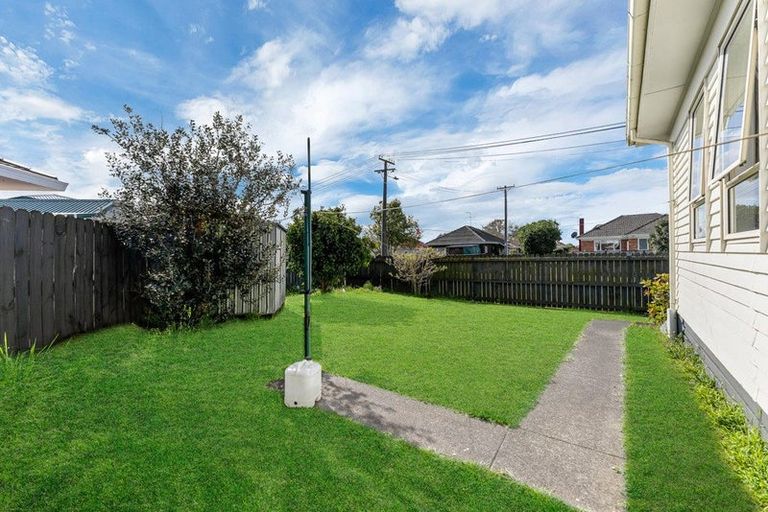 Photo of property in 21 Kautami Avenue, Papatoetoe, Auckland, 2025