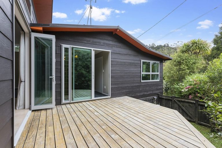 Photo of property in 5 Jays Road, Titirangi, Auckland, 0604