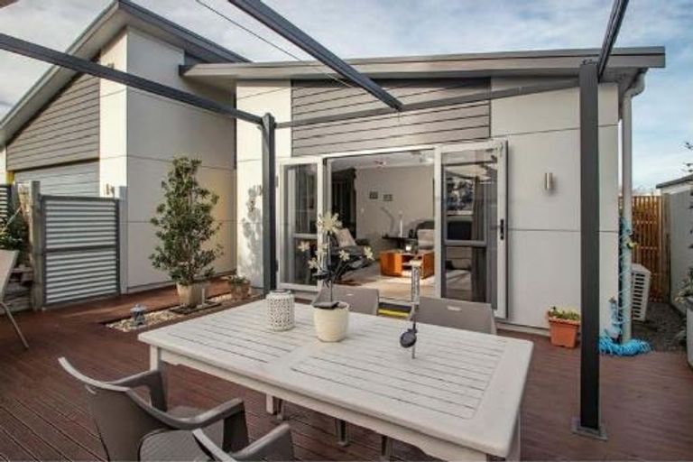 Photo of property in 36a Mcgregor Avenue, Pirimai, Napier, 4112