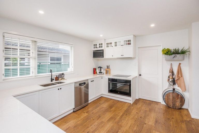 Photo of property in 6 Wallace Place, Hokowhitu, Palmerston North, 4410