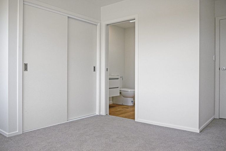 Photo of property in 6/27 Main Road, Wainuiomata, Lower Hutt, 5014