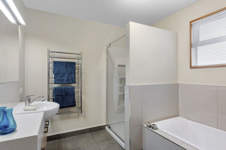 Photo of property in 8 Siding Lane, Prebbleton, 7604