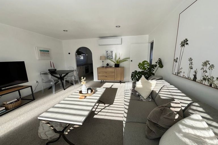 Photo of property in 2/11 Browns Avenue, Pakuranga, Auckland, 2010