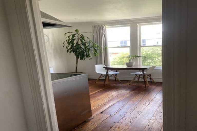 Photo of property in 64 Wallace Street, Mount Cook, Wellington, 6021