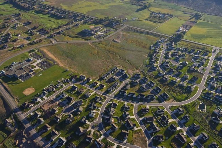 Photo of property in 27 Piripono Crescent, Pukekohe, 2120