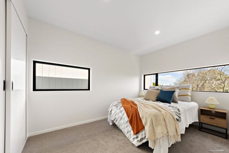 Photo of property in 10d White Heron Drive, Massey, Auckland, 0614