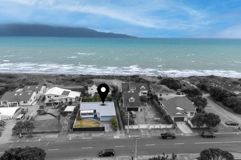 Photo of property in 155 Manly Street, Paraparaumu Beach, Paraparaumu, 5032