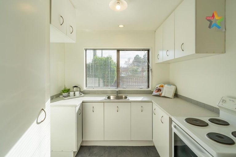 Photo of property in 12 Kennedy Grove, Stokes Valley, Lower Hutt, 5019