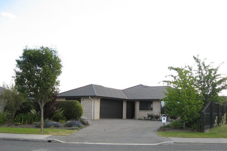 Photo of property in 35 Enverton Drive, Rangiora, 7400