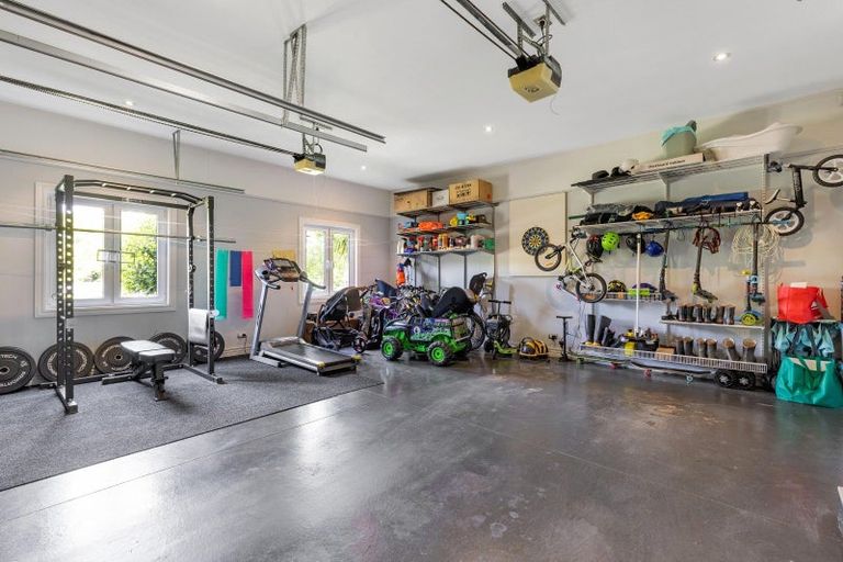 Photo of property in 6 Carlton Avenue, Palmerston North, 4414