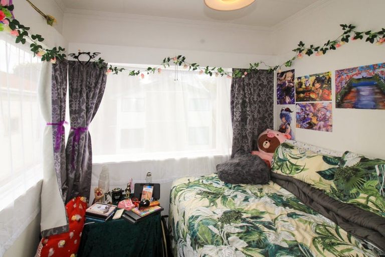 Photo of property in 18 Tamar Street, Island Bay, Wellington, 6023