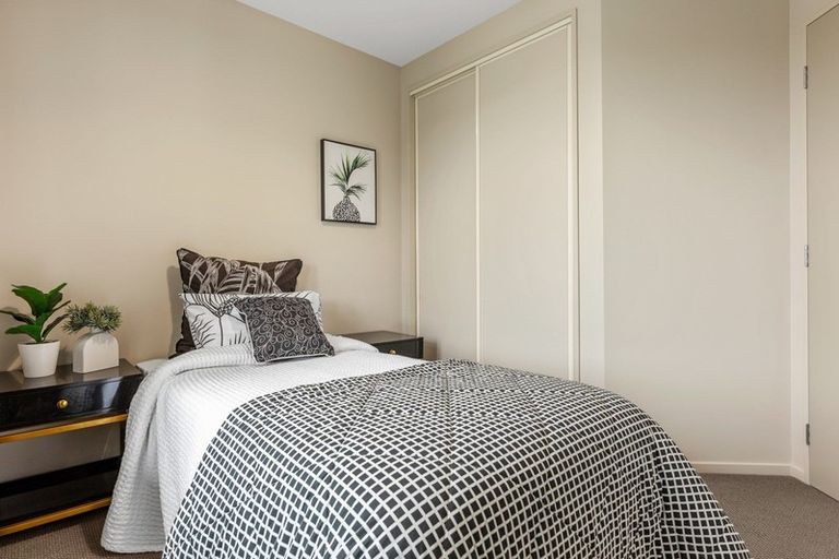 Photo of property in 1 Cato Place, Rolleston, 7614