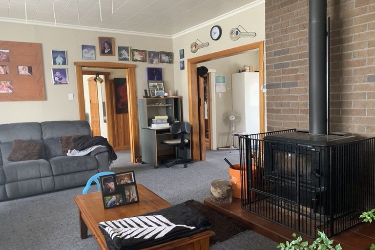 Photo of property in 51 Livingstone Street, Hokitika, 7810