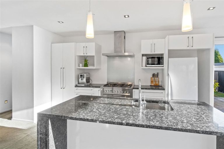 Photo of property in 42 Seymour Street, Hornby, Christchurch, 8042