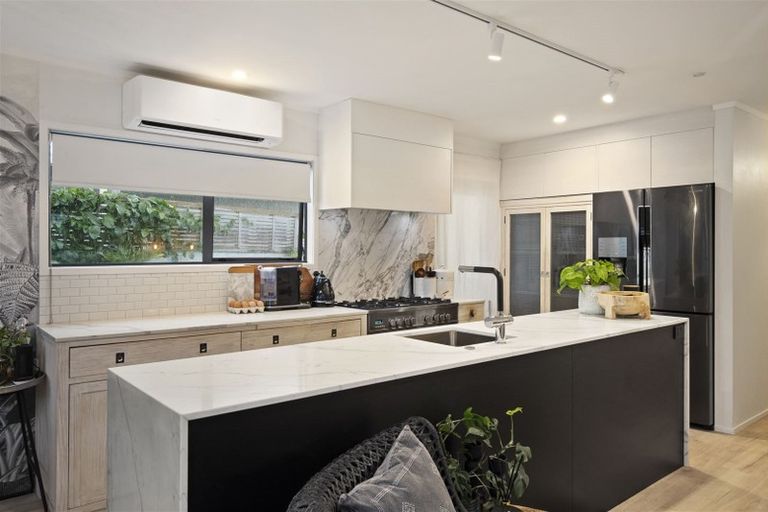 Photo of property in 80a Helvetia Road, Pukekohe, 2120