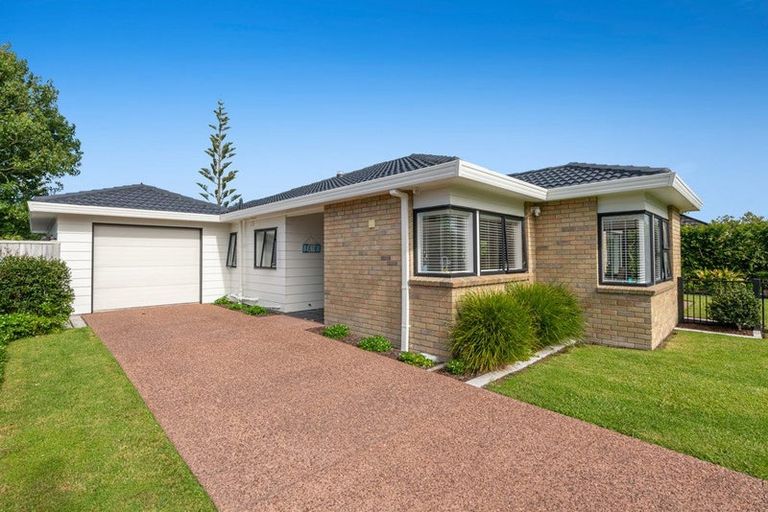Photo of property in 75 Maygrove Drive, Orewa, 0931