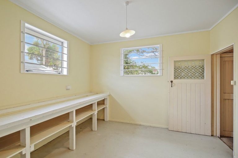 Photo of property in 34 Marlborough Street, Levin, 5510