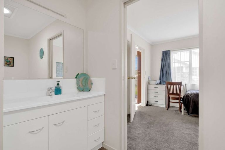 Photo of property in 285unit Vaughan Road, Owhata, Rotorua, 3010