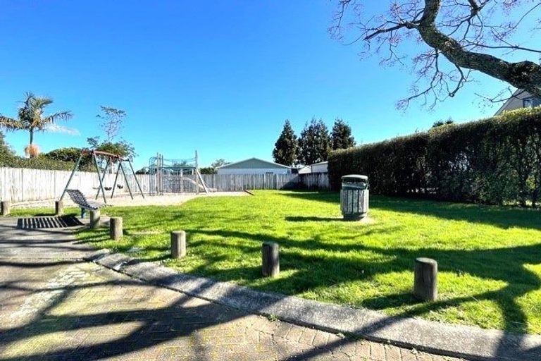 Photo of property in 17 Kopu Drive, Pyes Pa, Tauranga, 3112